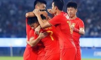 爱游戏官方-亚洲足球巨头争夺冠军,胜负难测