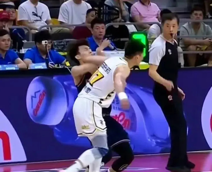 包含席卷欧洲的热血对决两队交锋引爆现场气氛的词条 包含席卷欧洲的热血对决两队交锋引爆现场气氛的词条