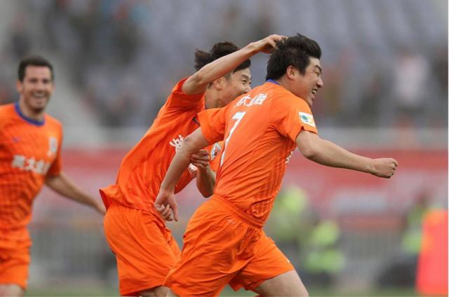 包含球队战绩坑洼备受质疑,主教练释放信心宣言的词条 包含球队战绩坑洼备受质疑,主教练释放信心宣言的词条