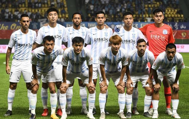 包含富力客场惊险获胜，中超壮举再现的词条