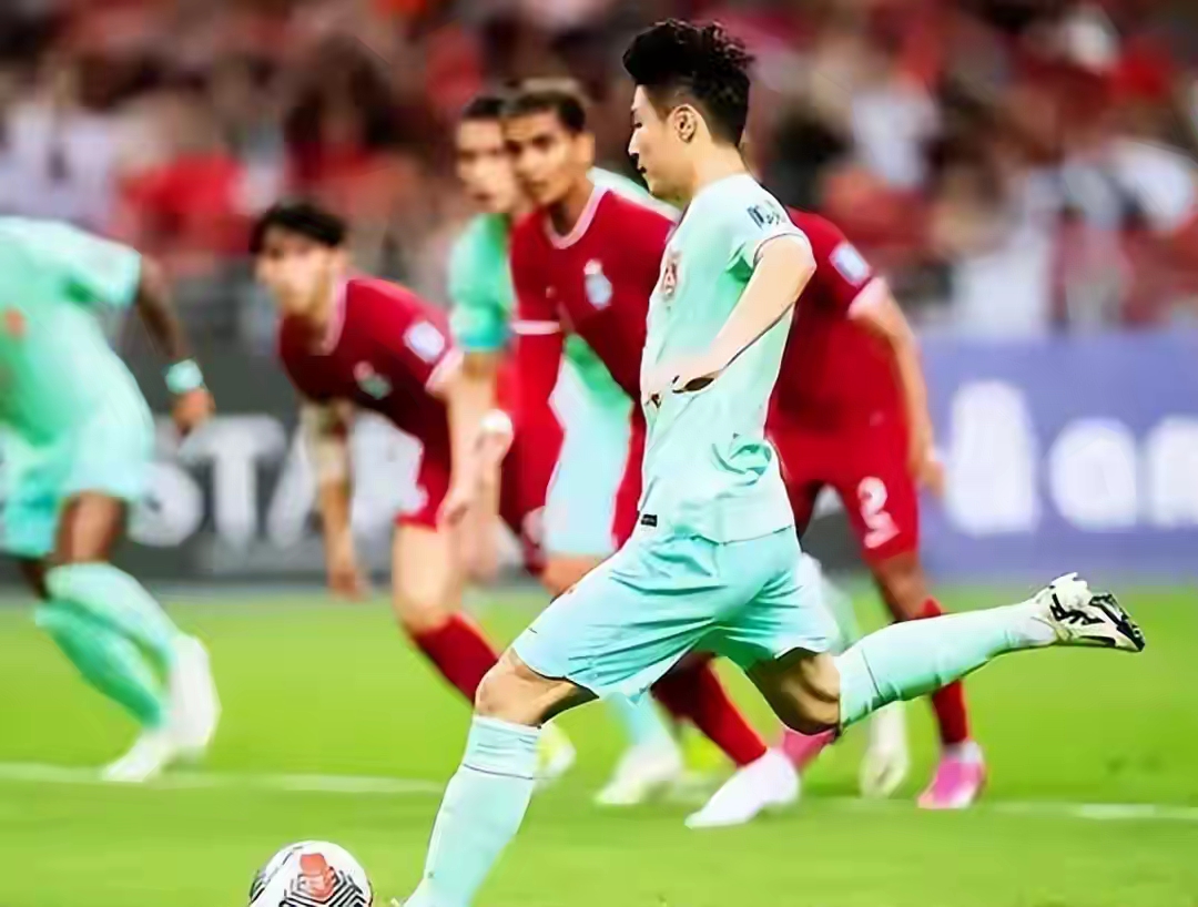 本土球员焕发潜力,引领球队逆袭的简单介绍 本土球员焕发潜力,引领球队逆袭的简单介绍