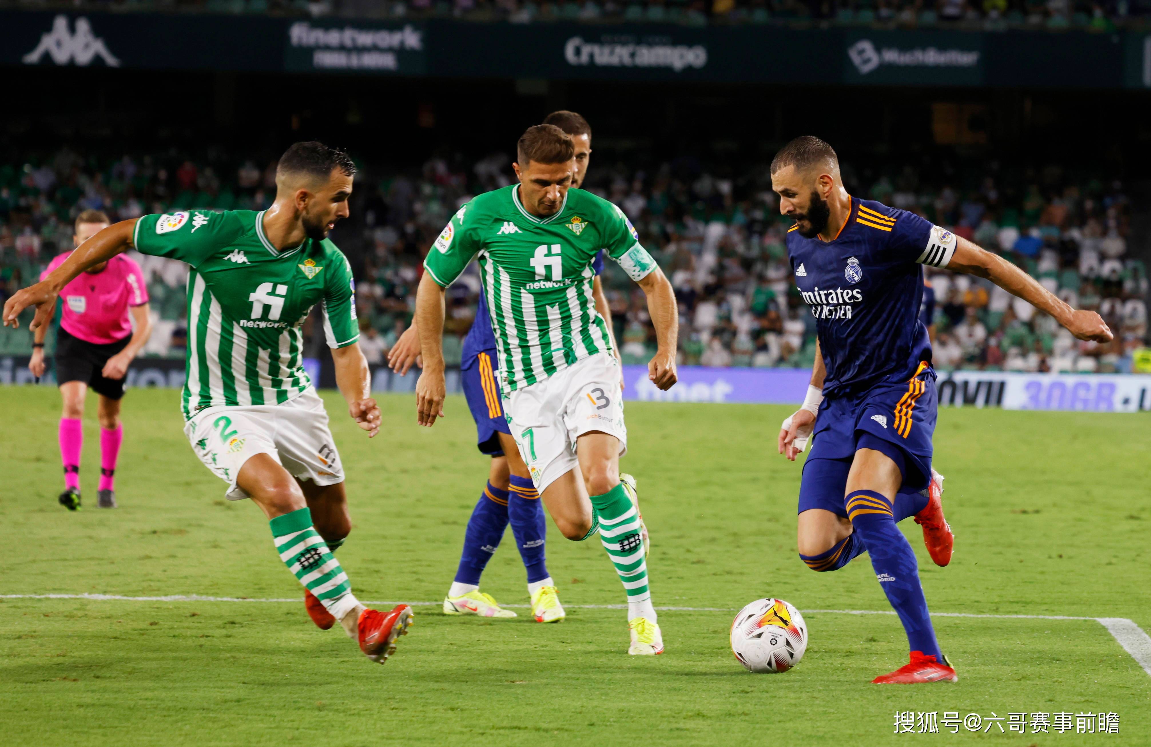 瓦伦西亚在主场战胜皇家马德里 瓦伦西亚在主场战胜皇家马德里