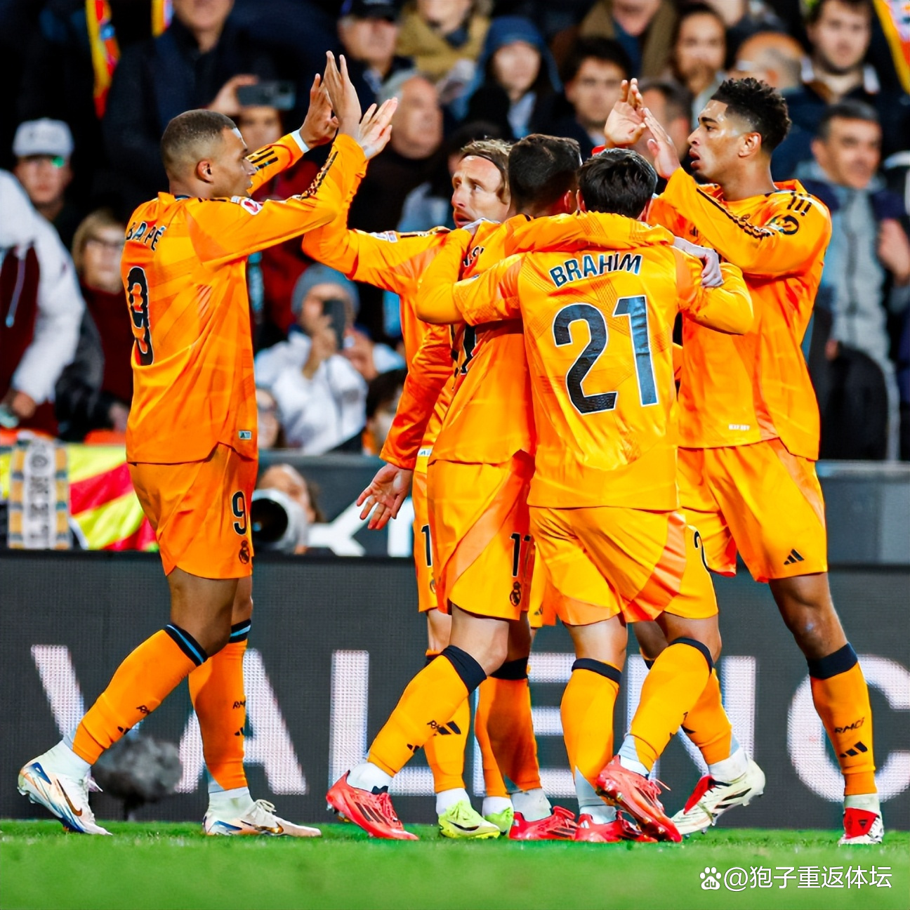 皇家马德里逆袭成功,战胜瓦伦西亚 皇家马德里逆袭成功,战胜瓦伦西亚