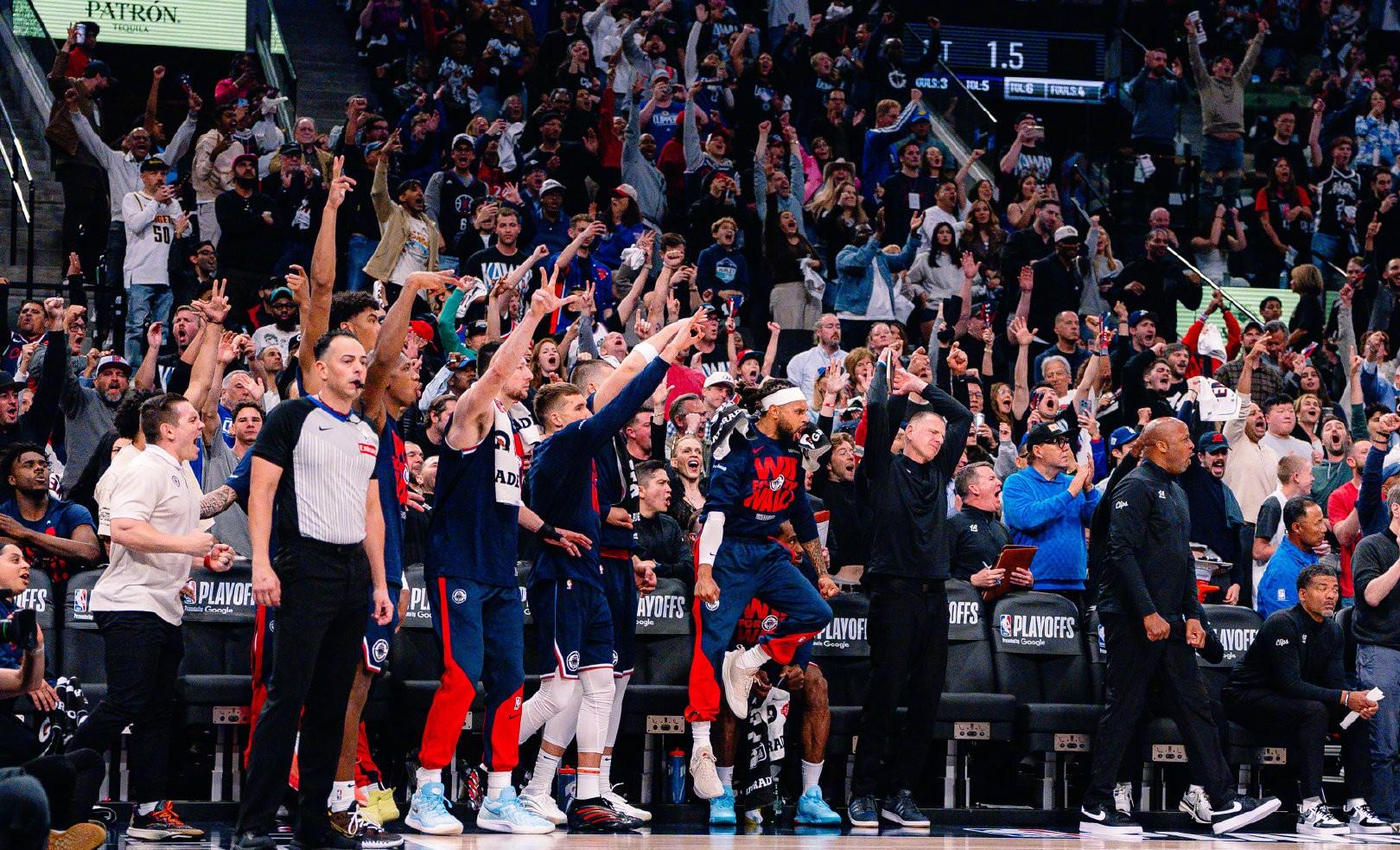 关于篮网主场告捷,全队士气高涨的信息 关于篮网主场告捷,全队士气高涨的信息