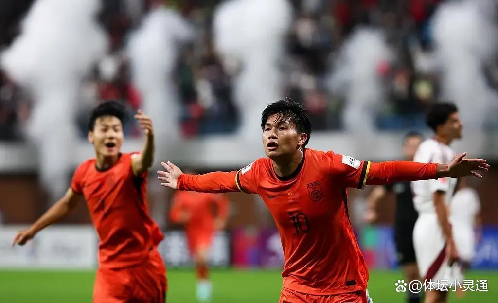 球队球员集体破产,为球队集体中场致谢的简单介绍 球队球员集体破产,为球队集体中场致谢的简单介绍