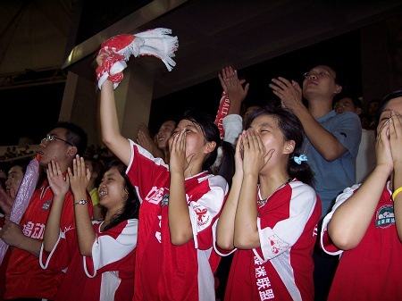 关于天津队逆转胜利,球迷欢呼连连的信息 关于天津队逆转胜利,球迷欢呼连连的信息