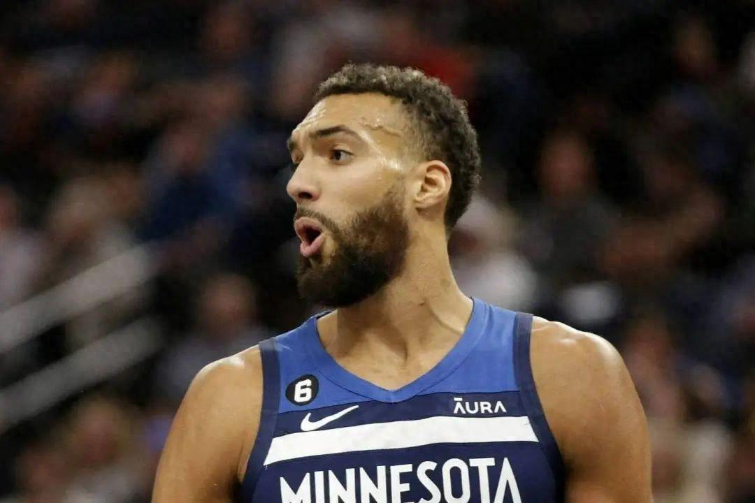 关于田纳西波特兰开拓者展现出色表现,全面压制对手的信息 关于田纳西波特兰开拓者展现出色表现,全面压制对手的信息