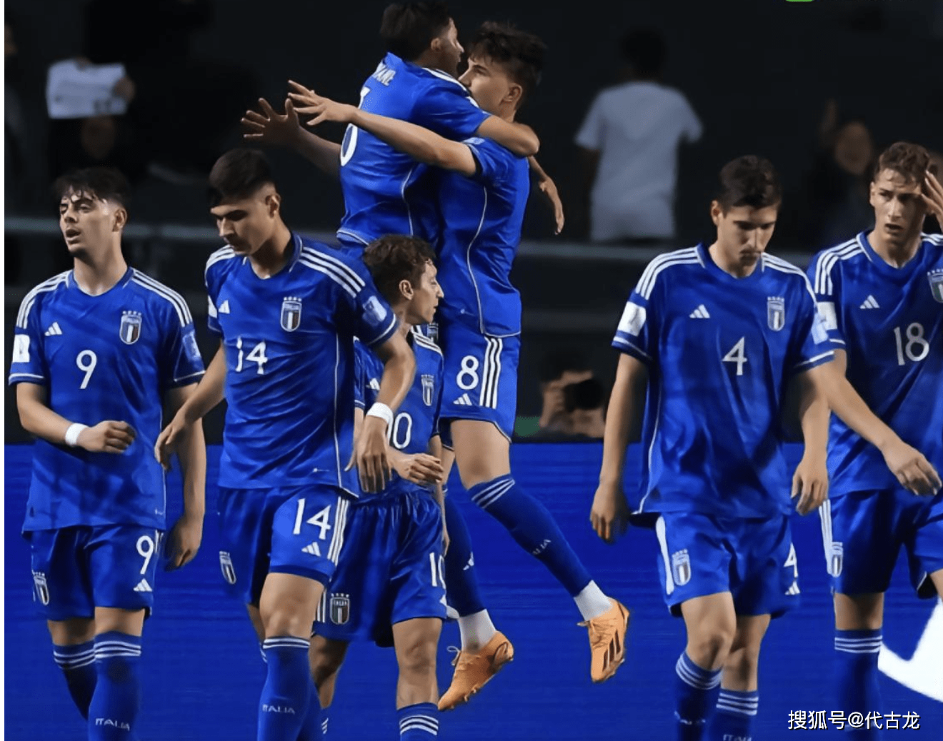 法国队绝杀中国队，桃田贤斗点燃赛场