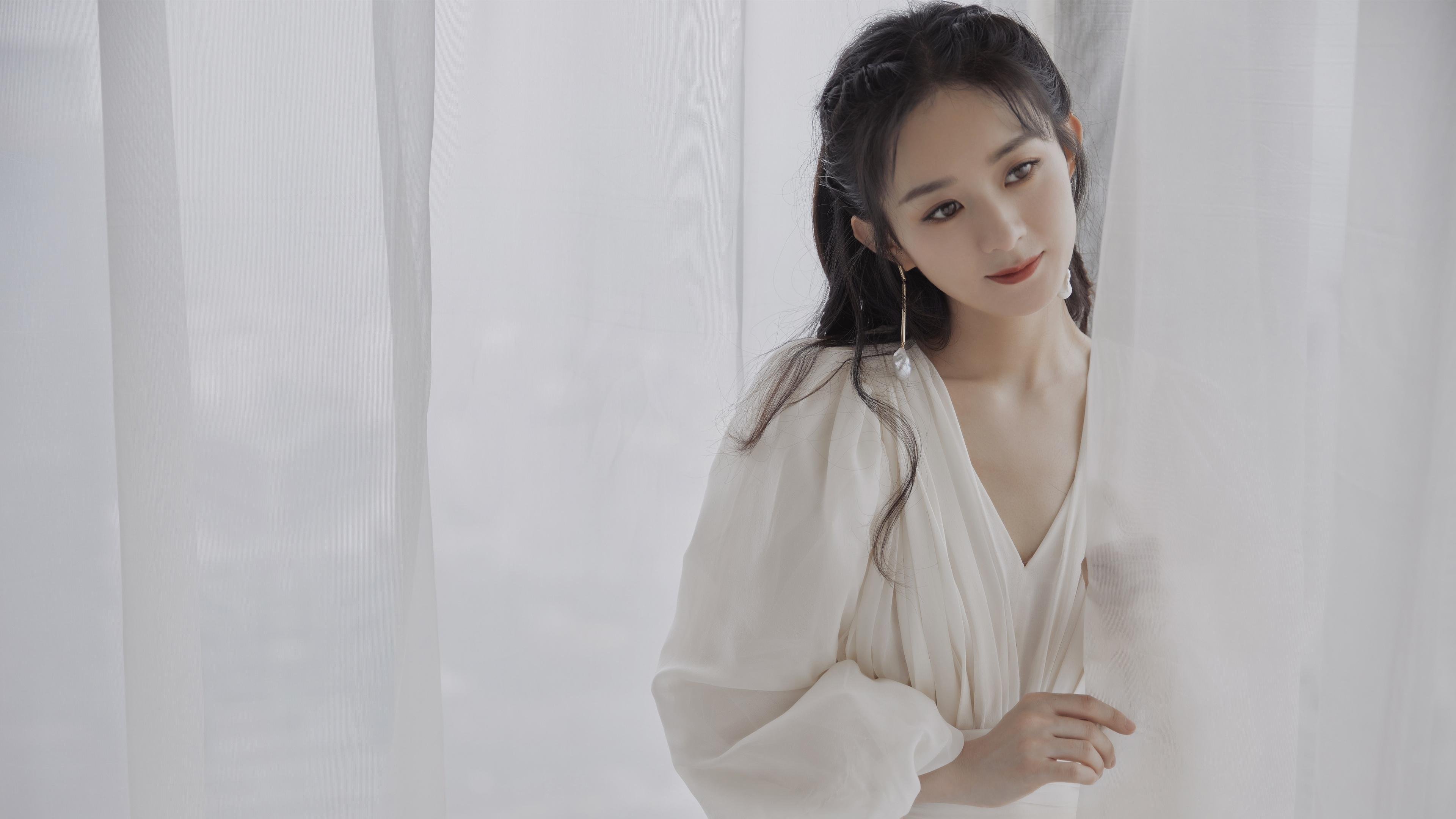 绝命单挑!德罗赞在舞台中央绽放,用一记记冷血中投埋葬雷霆