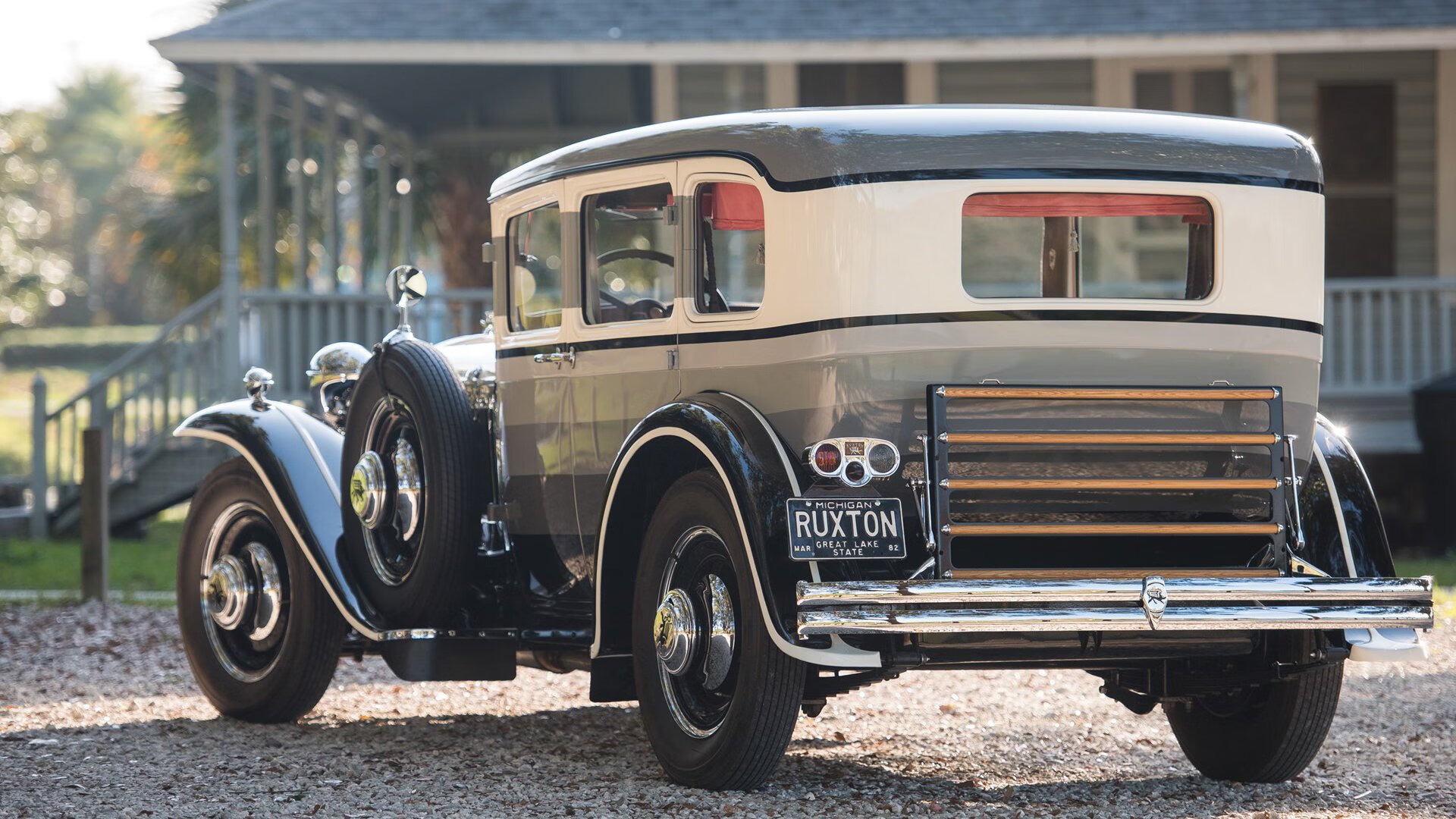 当节拍器遇上终结者，斯通斯的优雅与乌克兰的钢铁意志