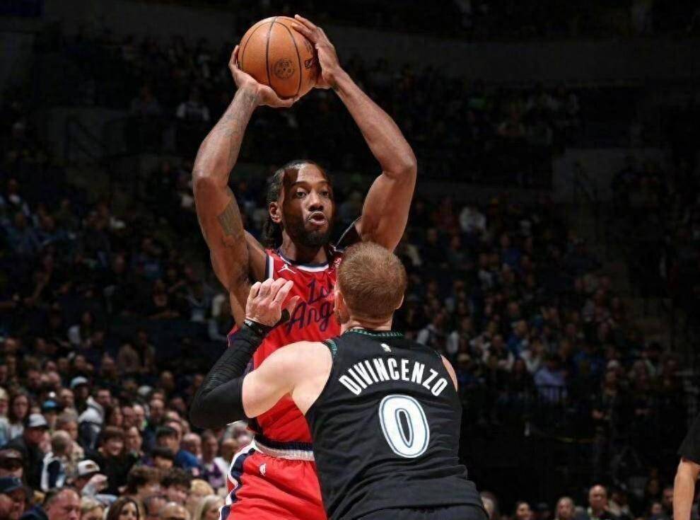 北京队爆冷森林狼，伦纳德带队取胜